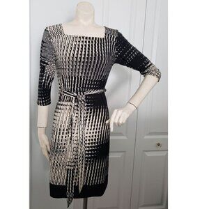 BNWT Black and beige stretch geometric bodycon dress Size medium